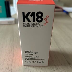 White and Orange Hair Treatment Mask for Deep Nourishment